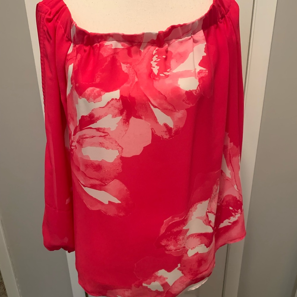Beautiful Like New Size L INC Off the shoulders top b